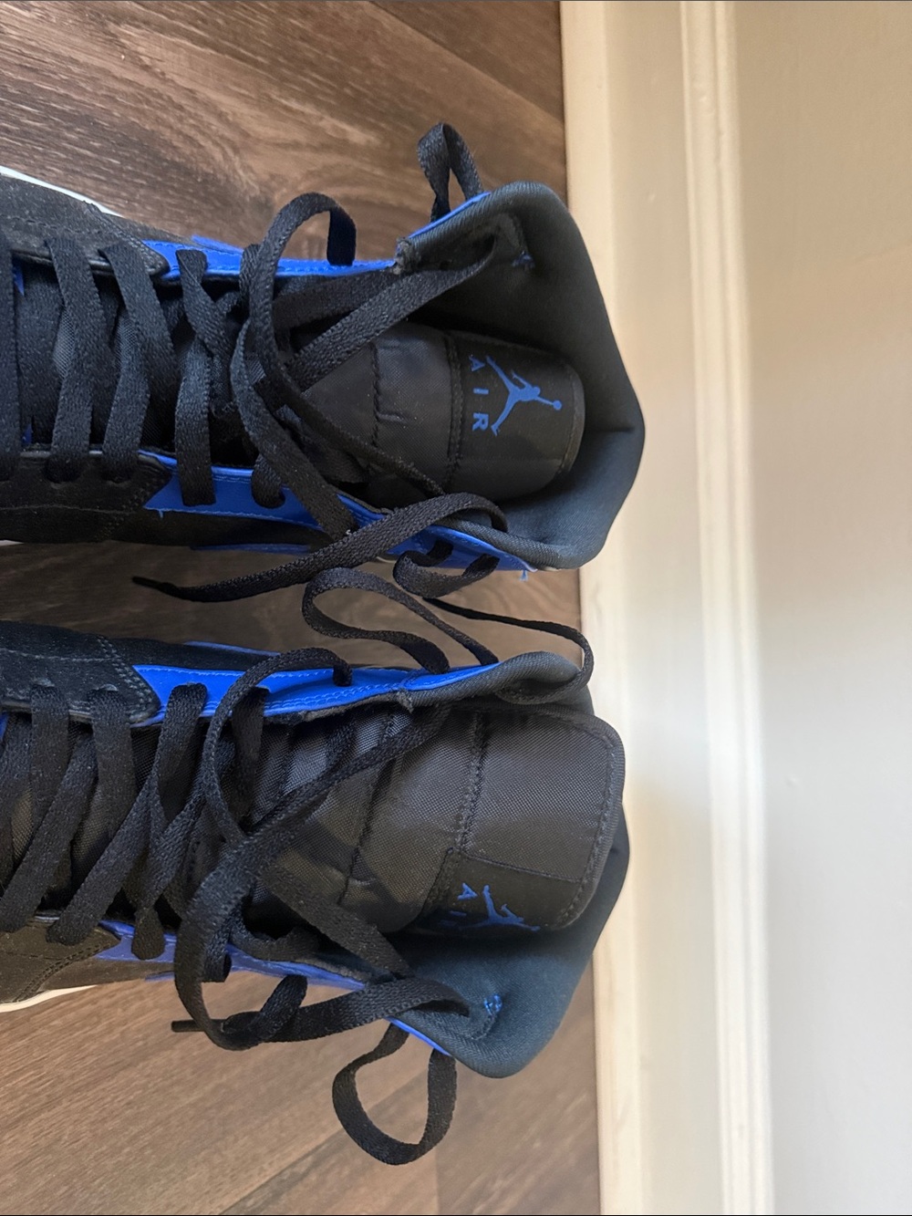 Nike Air Jordan 1 Mid - Black & Royal Blue - Picture 6 of 7